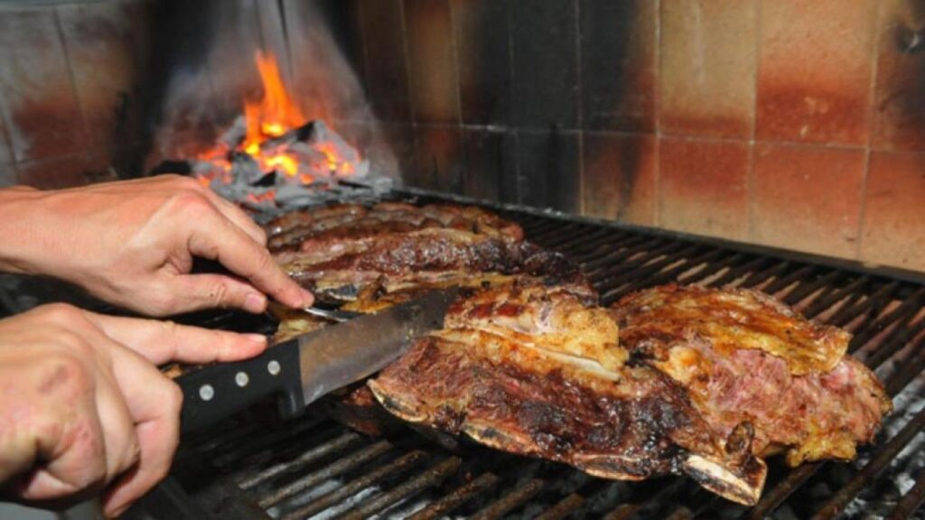 Carne a precios populares, pero los fines de semana y algunos miércoles