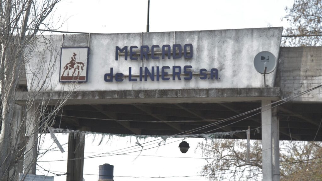 Denuncian «aprietes» del Gobierno en el Mercado de Liniers