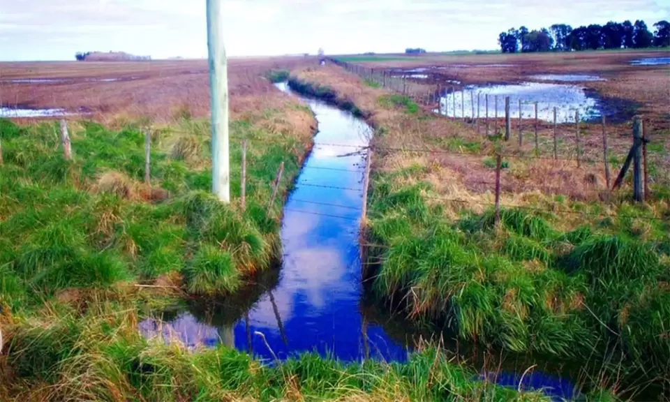 Buenos Aires va a regularizar obras hidráulicas clandestinas en la Cuenca del Río Salado